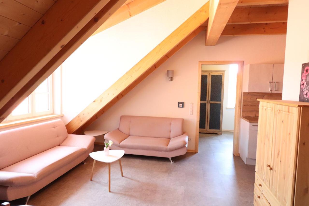 Ferien- Und Reiterhof Klein Apartment Stavern